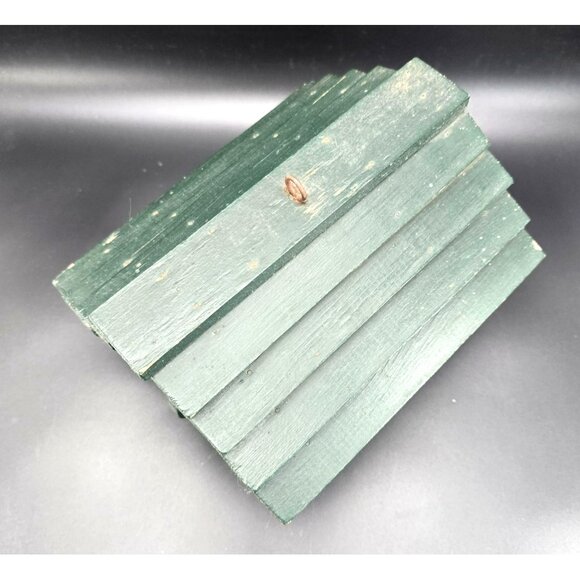 Vintage Rustic Green & White Wooden Birdhouse With Slanted Roof Folk Art CM2035 - Picture 8 of 10